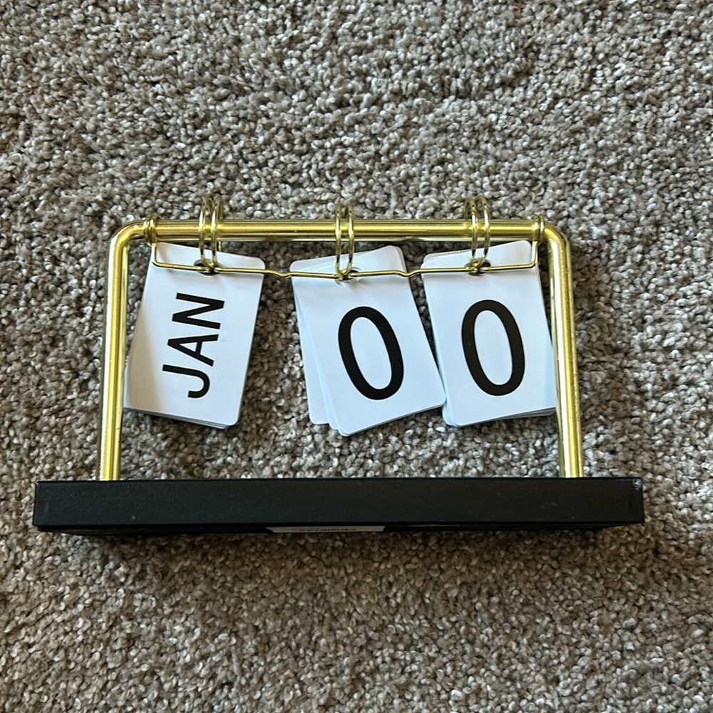 target date stand